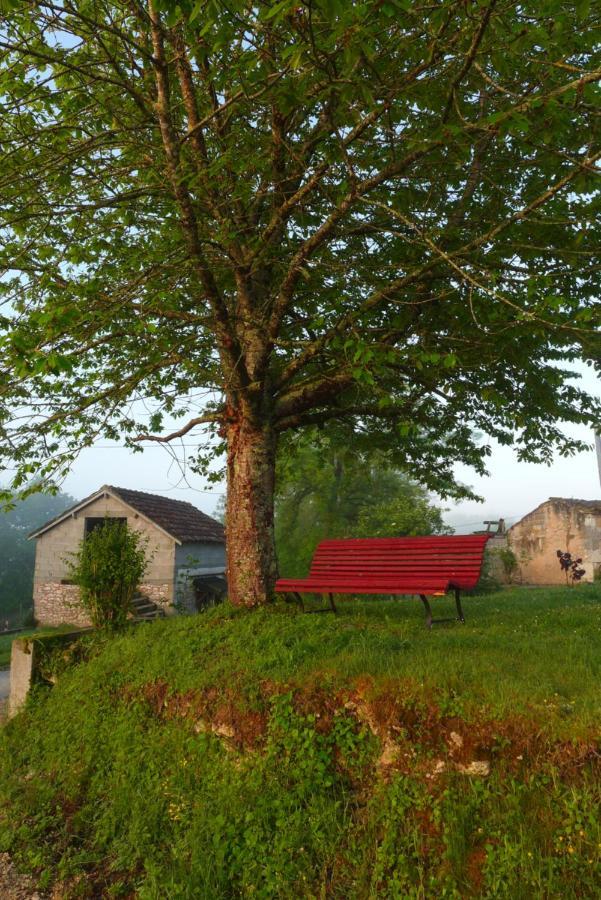 Ferme Brasseyrou - B&B Classique Devillac Exterior photo